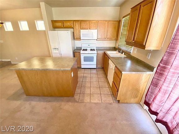 4th image of 8102 Watauga Ave