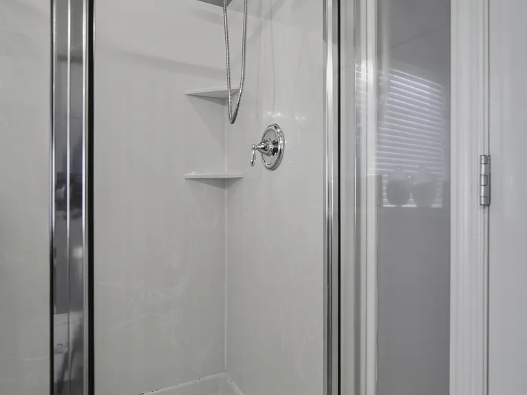 225 Urbano Ln — Photo 30