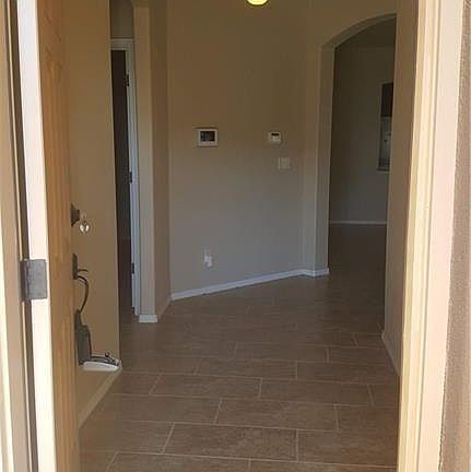 3rd image of 404 Saltford Dr