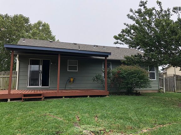 3rd image of 10106 W Prairie Woods St