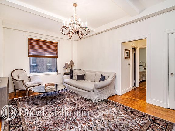 2nd image of 150 E 49th St APT 2D