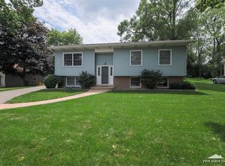 860 Main St, West Chicago, IL 60185