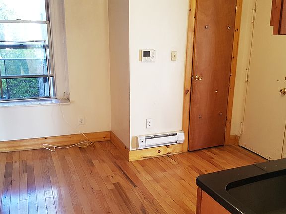 4th image of 559 Saint Johns Pl #6F