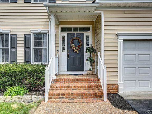 2nd image of 9084 Lunette Ln