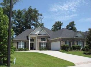 215 Preservation Dr, Savannah, GA 31419