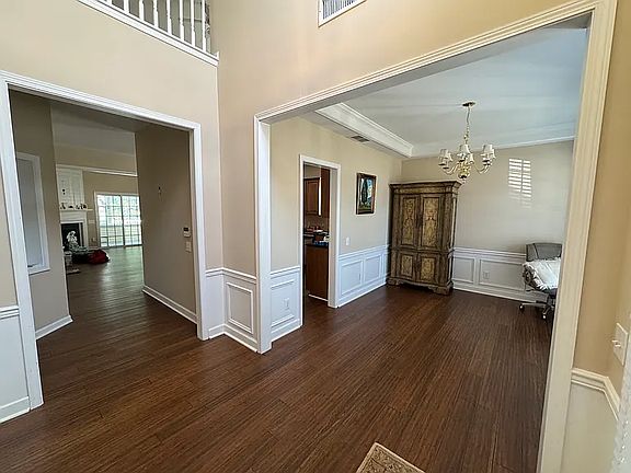 3rd image of 9138 Beaver Brook Way