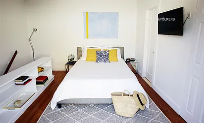 Sold by Engel & Völkers New York City