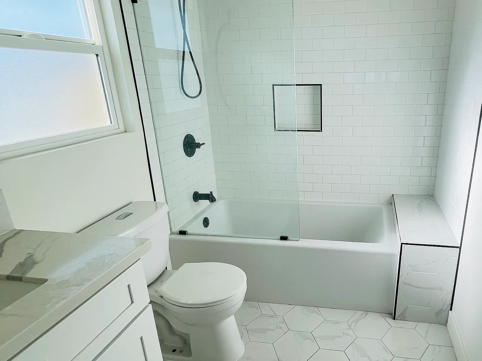 1 bed, 600 sqft, $1,600 — Photo 3
