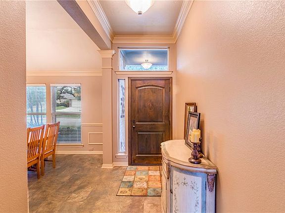 5th image of 3313 Seaton Ct