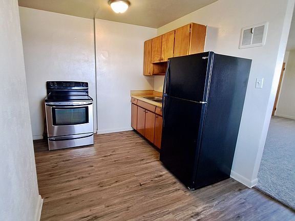 3rd image of 62 Bennington Dr APT 3