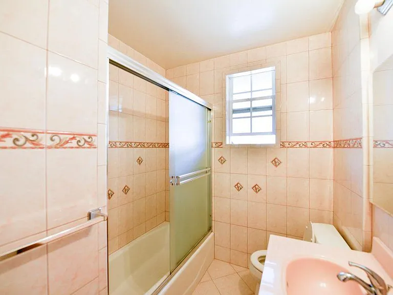 3230 Roberts Ave #1 — Photo 9