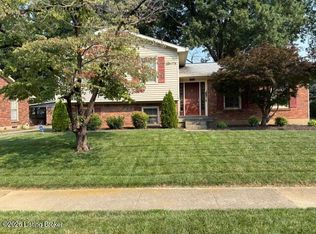 4021 Landside Dr, Louisville, KY 40220