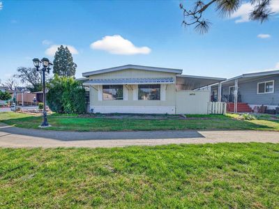 2706 W Ashlan Ave Space 86, Fresno, CA, 93705