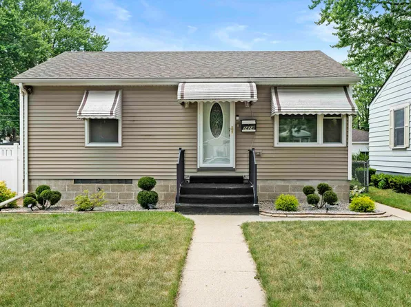 7424 Oakdale Ave, Hammond, IN 46324