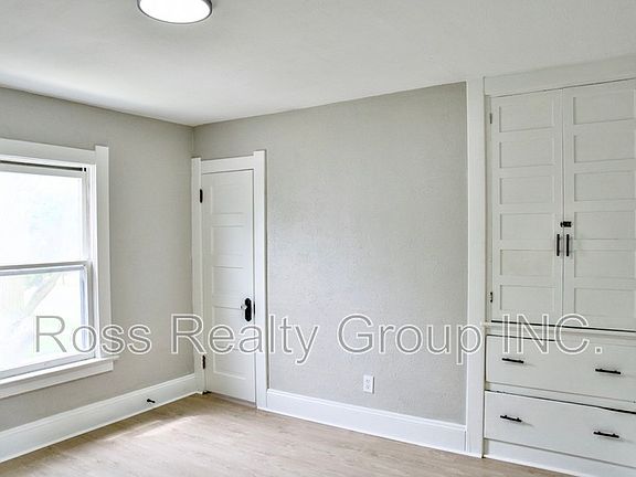 5th image of 1104 Nevada St