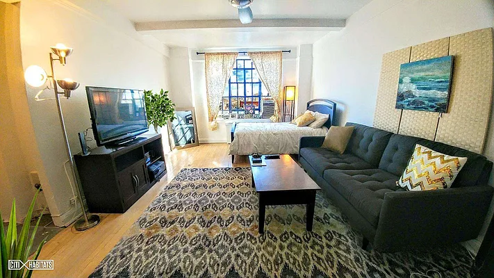 Rented by Citi Habitats | media 16