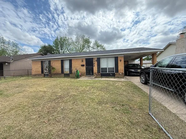 1123 S McAuley Dr, West Memphis, AR 72301