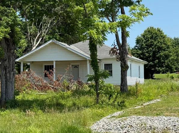 1260 Highway 490, East Bernstadt, KY 40729