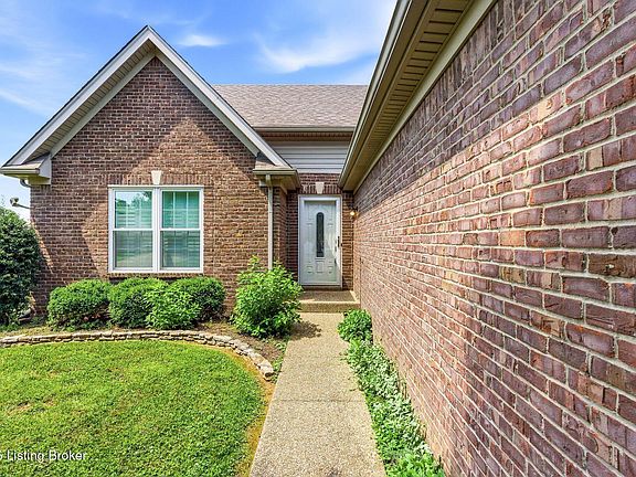 2nd image of 7217 Meadow Ridge Dr
