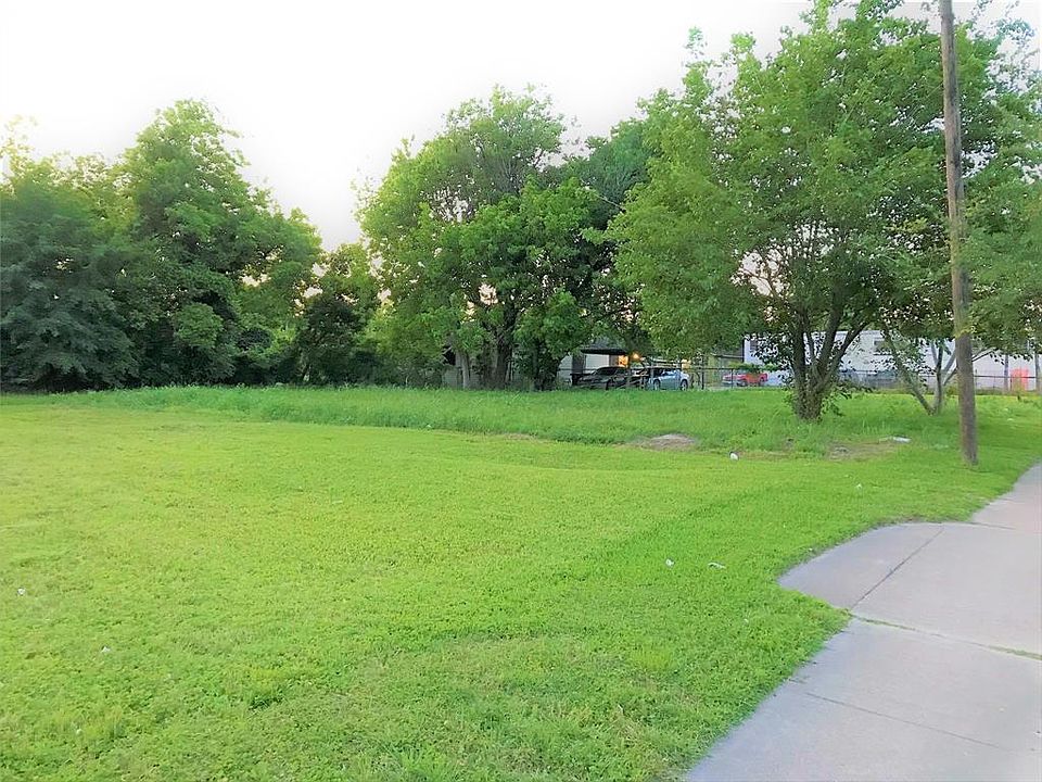 1st image of 3223 Airline Dr