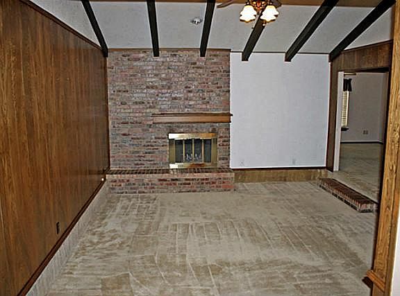 4th image of 9925 Dickens Dr