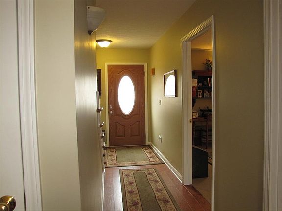 2nd image of 133 Pearce Pl #133
