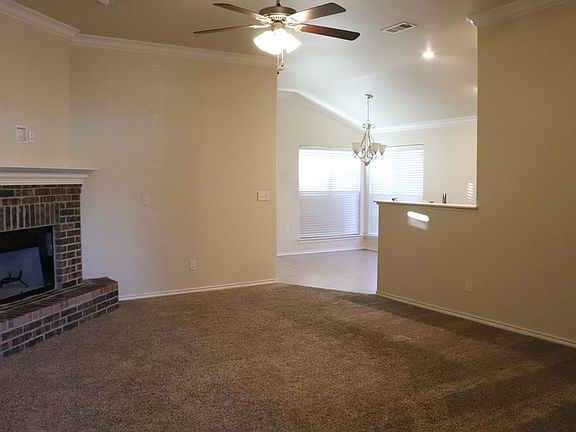 4th image of 9313 Sagebrush Ave