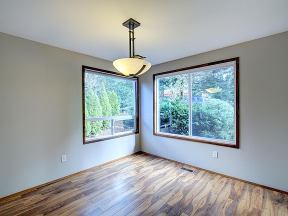 5th image of 12929 NE 100th Ln