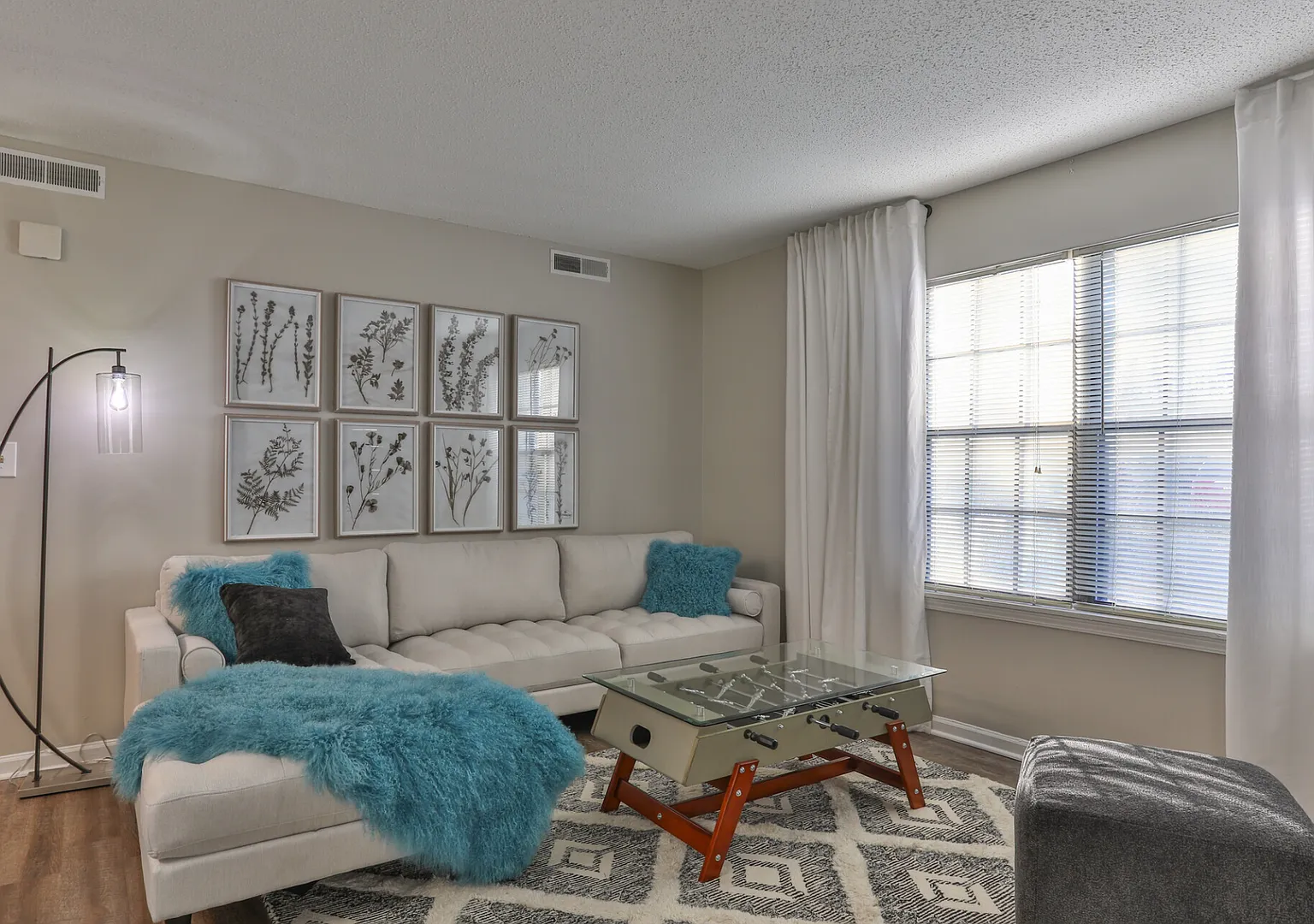 Windsor Palms Apartment Homes — Photo 4