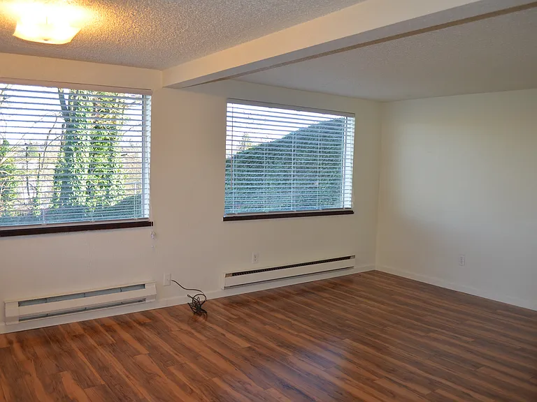 1116 11th St #B — Photo 3