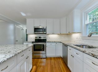 4 Monmouth St, Chelmsford, MA 01824