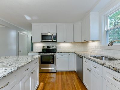 4 Monmouth St, Chelmsford, MA, 01824