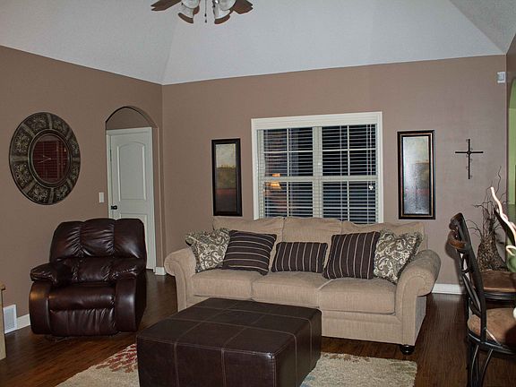 5th image of 8242 Bartlett Gap Dr