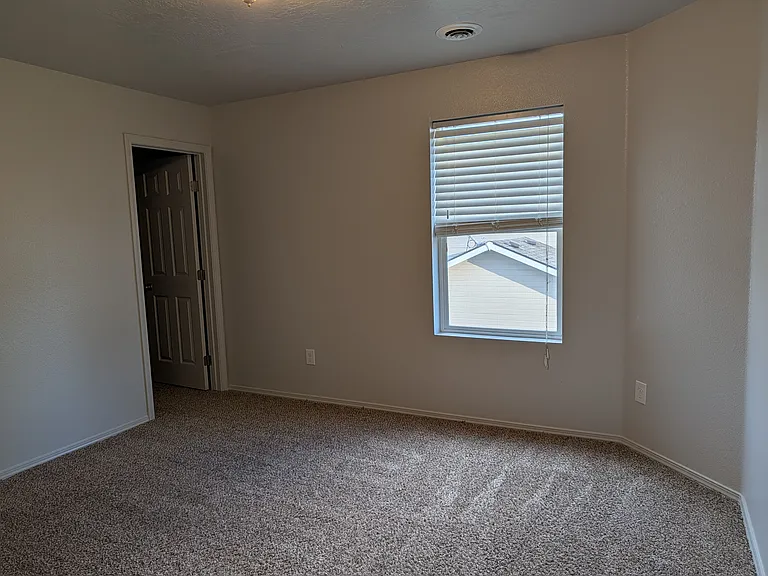 19543 Susquehanna Way — Photo 17