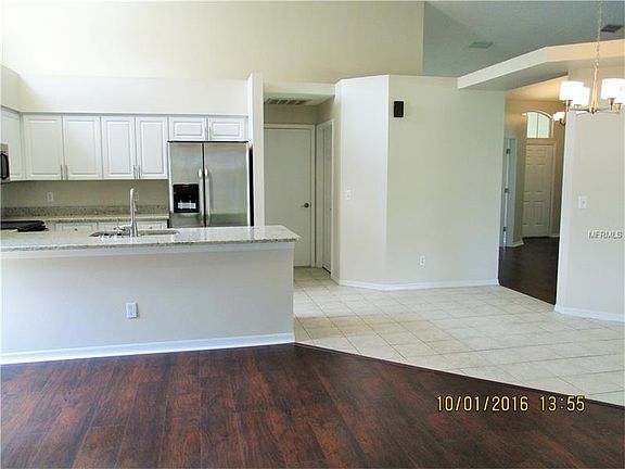 2nd image of 9612 Glenpointe Dr