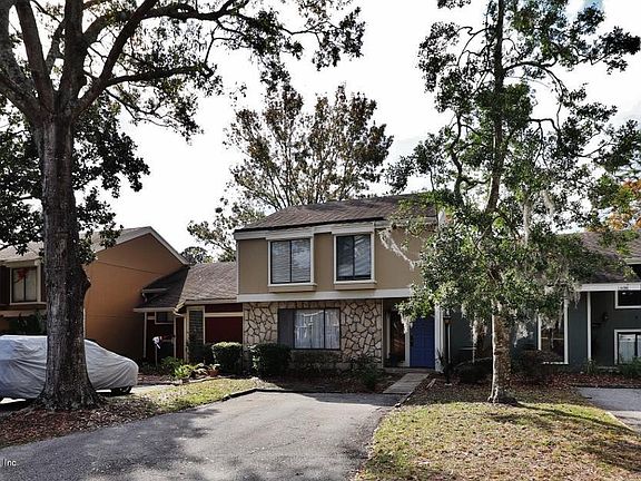 3rd image of 6192 Lake Lugano Dr