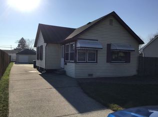 1527 Philomene Blvd, Lincoln Park, MI 48146