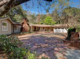 4105 Hampstead Rd, La Canada Flintridge, CA 91011