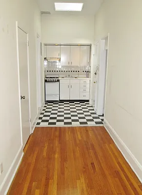 Rented by Keller Williams NYC | media 19