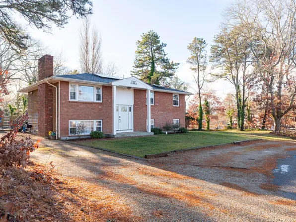 2 Davidson Avenue, South Dennis, MA 02660