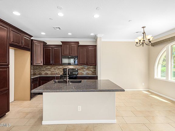 4th image of 2477 W MARKET Place #69