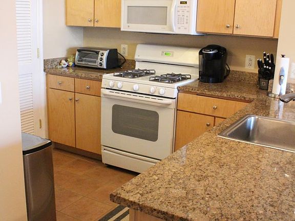 Kitchen - 1