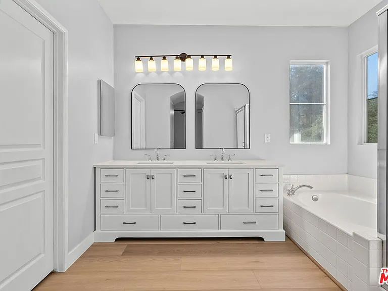 30311 Ashfield Ct — Photo 19