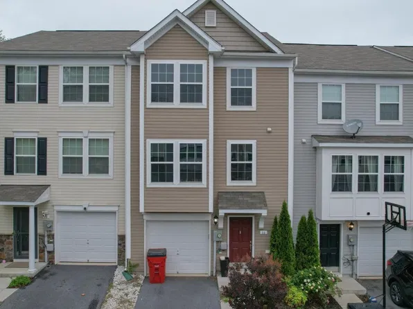 66 Antigua Dr, Hedgesville, WV 25427