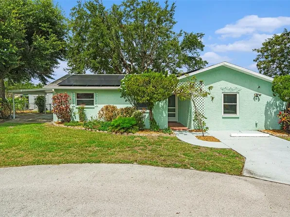 6131 17th St, Zephyrhills, FL 33542