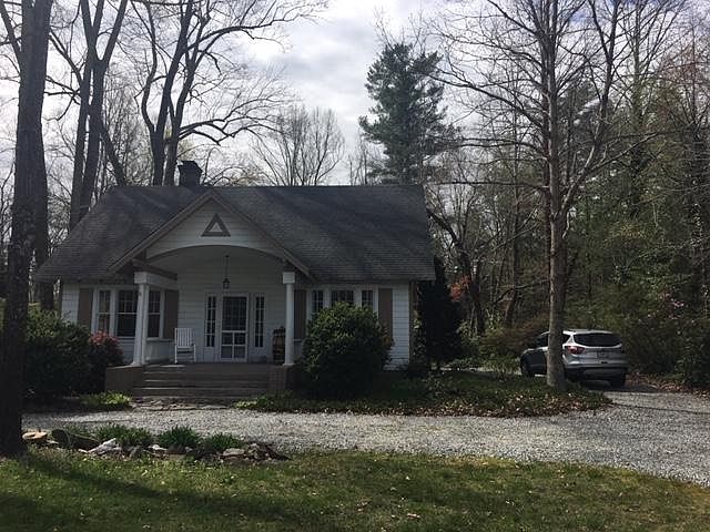 1st image of 221 Erkwood Dr