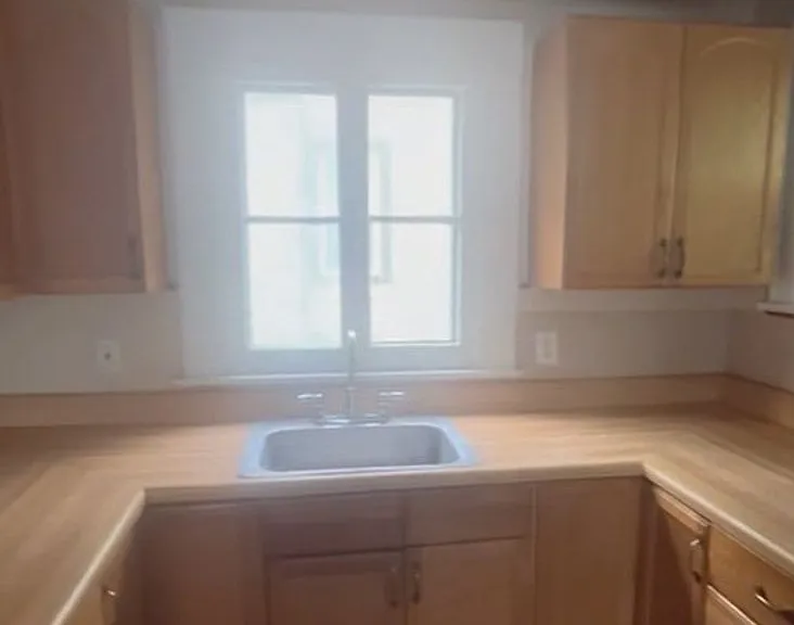 99 Cummings St — Photo 3