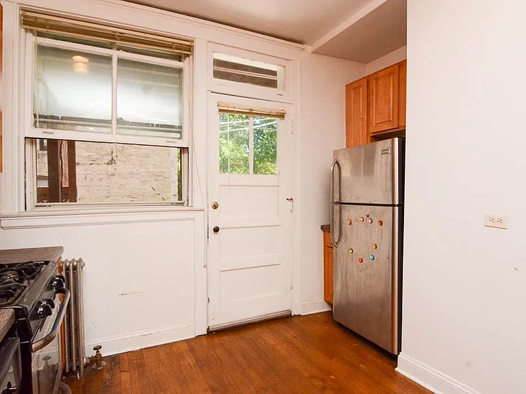 2825 W Logan Blvd #2 — Photo 4