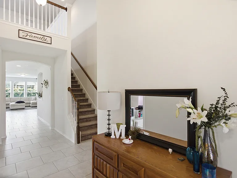 9010 Canopy Bnd — Photo 3