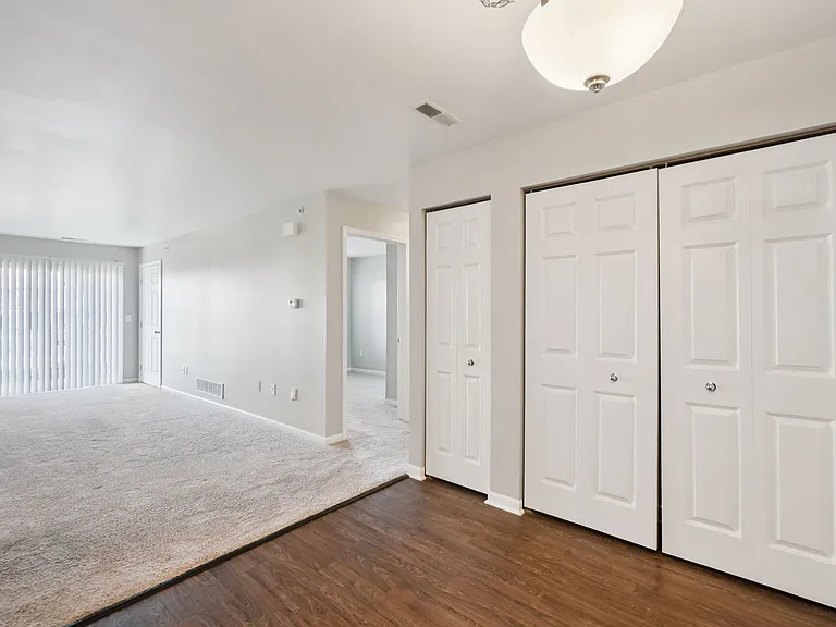 Abbey Ridge Apartment Homes — Photo 42
